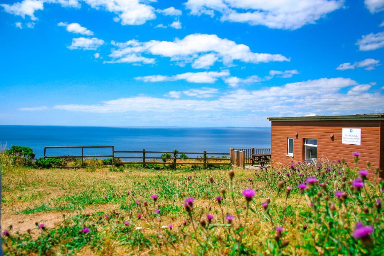 טורפוינט Sunset Sea View Chalet With Hot Tub מראה חיצוני תמונה