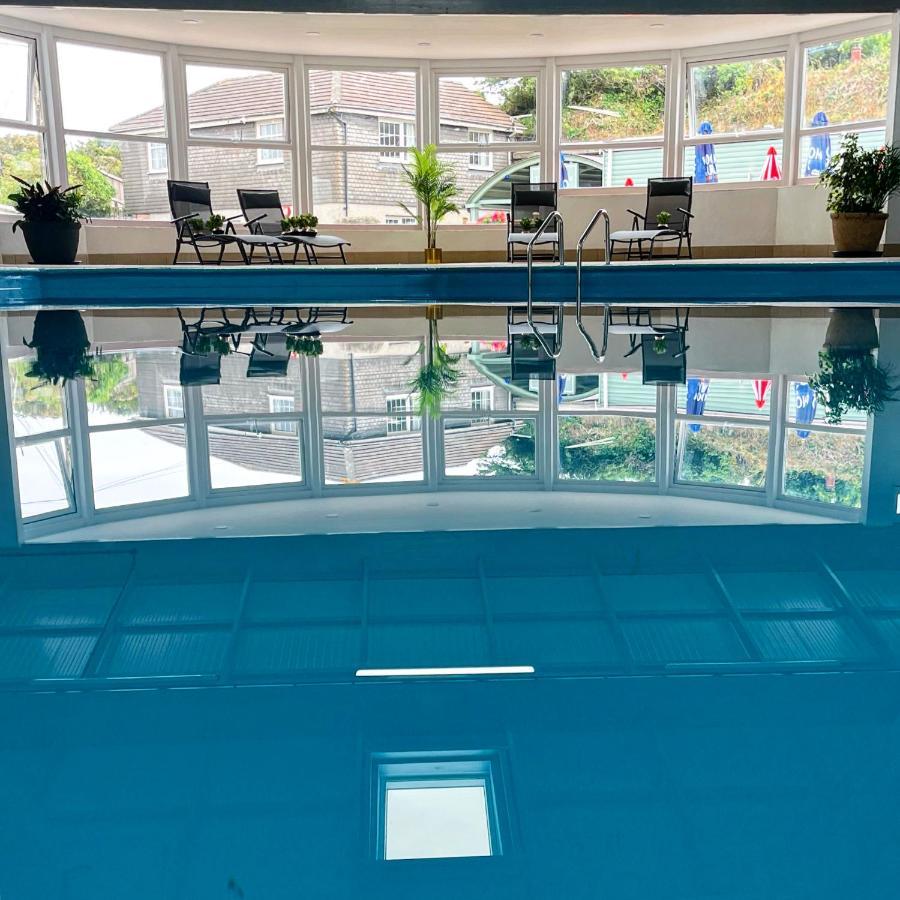טורפוינט Sunset Sea View Chalet With Hot Tub מראה חיצוני תמונה